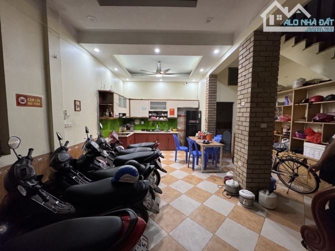 Bán nhà phố Vọng - Hai Bà Trưng, Ô TÔ, gần phố, 38m2 x 5 tầng, mặt tiền rộng, 11.6 tỷ