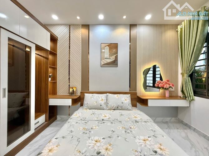 Bán Gấp Trong Tháng Nhà Vườn Chuối Quận 3 DT60m2 Nhà 1tret 2 lầu Gồm 4PN 3WC Giá 4 tỷ 2SHR