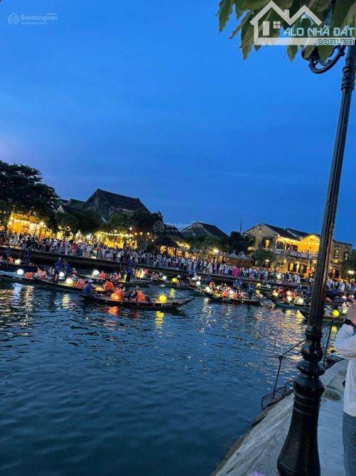 Bán Nhà Mặt Tiền Huyền Trân Công Chúa View Sông Thơ Mộng