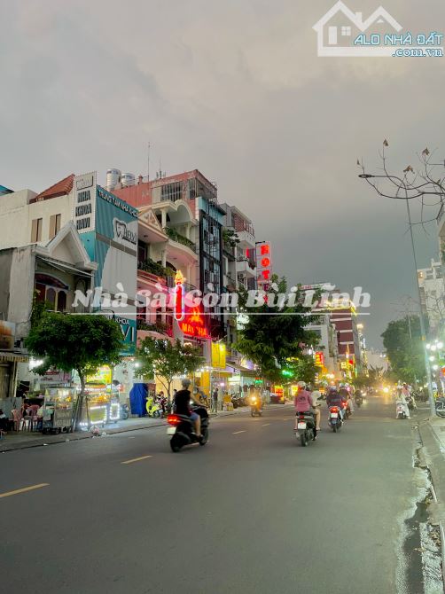 Bán Nhà Tân Phú, MTKD Gần Tân Sơn Nhì 60m2, Nhỉnh 6 Tỷ Chút, Còn Bớt Nữa, Xe Hơi Quay Đầu