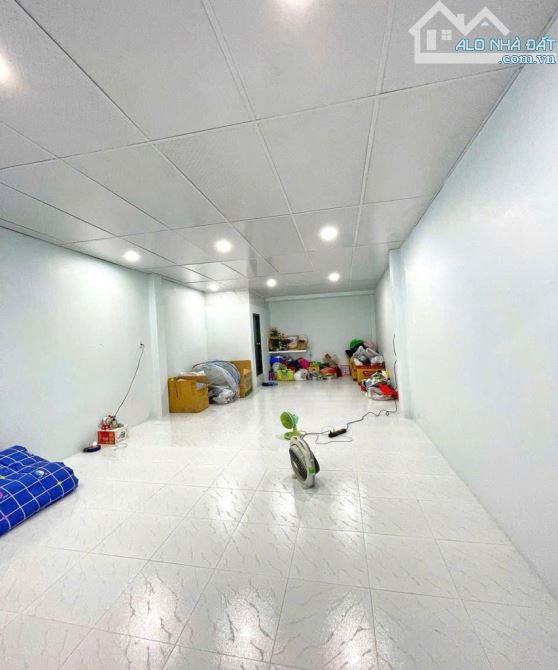 Bán nhà hiếm NGUYỄN THỊ THẬP, 4*11m2, HẺM THÔNG, CÓ DÒNG TIỀN, 4.xx tỷ