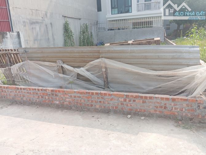 Bán Đất chính Chủ Giá Rẻ Nhất Khu vực Đại Độ, Võng La , Đông Anh Hà Nội DT106m2 MT7m 6Tỷ(T