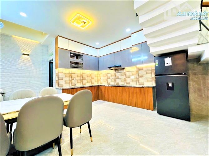 Bán nhà Đường Hòa Hảo Quận 10 HXH 48m2 5T chỉ 8.1 tỷ. - 1