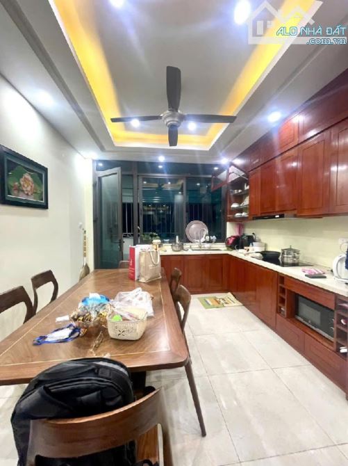 Phân lô phố Lê Trọng Tấn - Nhà đẹp chủ xây tâm huyết, ô tô đỗ cửa, 55m2, 2 mặt thoáng, GẤP - 2