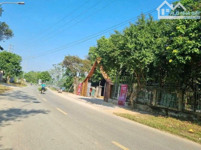 Chủ gửi bán lô đất thổ cư bám hồ chạm tay to đẹp nhất đông xuân, mặt đường tỉnh lộ 446 - 2