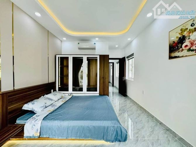 HCM - BÁN NHÀ Khu Sân bay - 5 TẦNG -60M2-6PN NHƯ HÌNH - GIÁ TỐT - 2