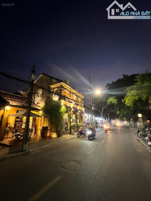 Bán Nhà Mặt Tiền Huyền Trân Công Chúa View Sông Thơ Mộng - 2