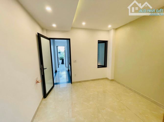 Bán nhà hẻm 5m Nguyên Hồng, Bình Thạnh, 48m², Chỉ Có3.4 tỷ, sổ hồng riêng, nội thất đầy đủ - 4