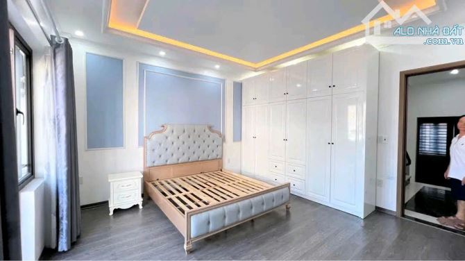 Cho thuê nhà mới tinh tại Thiên lôi- Nguyễn Văn Linh cực đẹp, 70 M2, 4 T, 4 NGỦ FULL, 12tr - 6