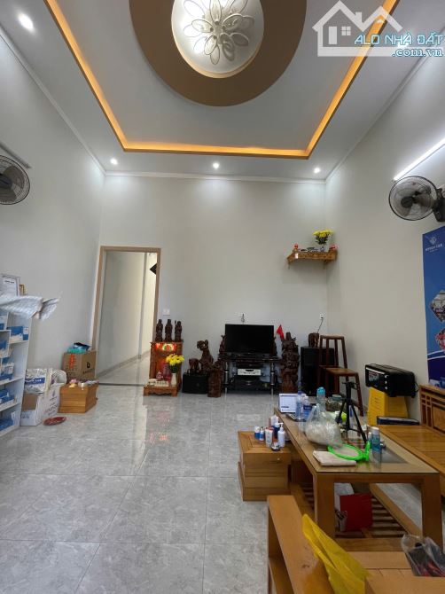 🏡Nhà Mặt tiền Nguyễn Thiếp trung tâm Pleiku- có 2 mặt tiền trước sau