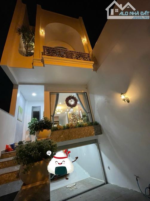 🌹Siêu Phẩm (ít có bán) Nhà Đẹp 2Mê có tầng hầm, hồ bơi, ngay Trung Tâm TP BMT 5x40 tc. 7t