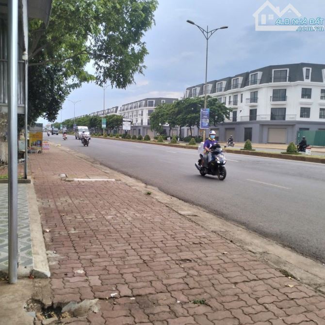 🌹 NHÀ MẶT TIỀN KINH DOANH NGUYỄN CHÍ THANH 📌 ĐỐI DIỆN ECOCITY👉6,3 x 28 (Thực Tế dài 40m