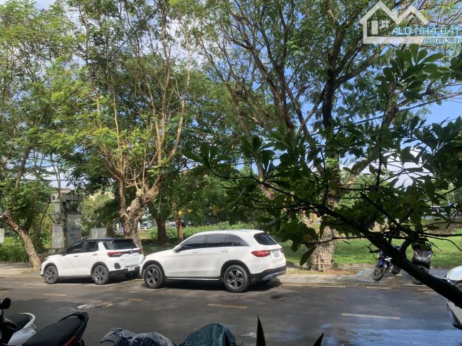 Nhà 2 tầng mặt tiền 9m Phan Chu Trinh, TP Huế 140 m2