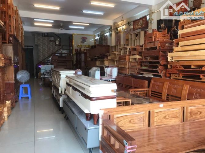 Bán 1 Trệt 2 Lầu Mặt tiền đường Đồng Khởi P. Tân Phong, gần BigC Tân Hiệp, Chợ 26