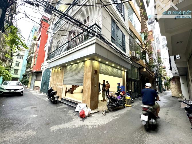 BÁN NHÀ ĐƯỜNG VƯƠNG THỪA VŨ, NGÃ TƯ SỞ. 40M2 - 5 TẦNG. GARA Ô TÔ. KINH DOANH.