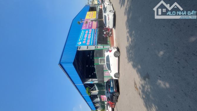 210m2 ngang 10 tại khu đô thị long sơn Quán toan . Vị trí đắc địa kinh doanh buôn bán sầm