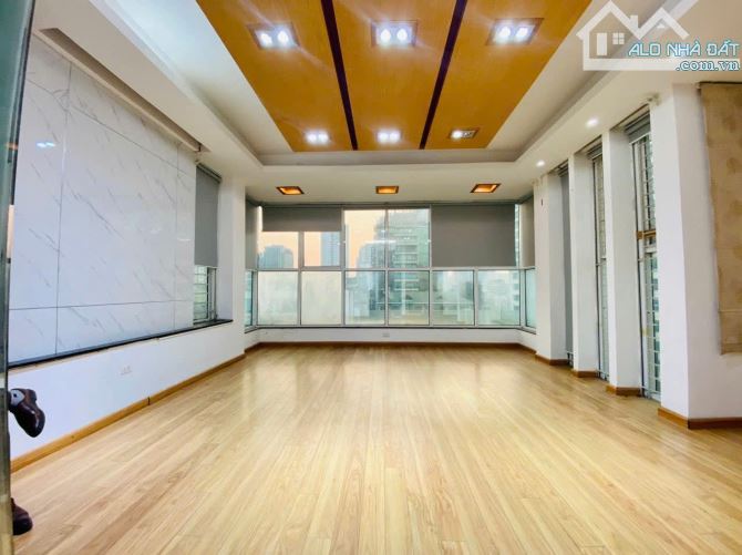 Cho thuê văn phòng 40m2 - 8tr tại địa chỉ số 134 Trung Kính, Q.Cầu Giấy