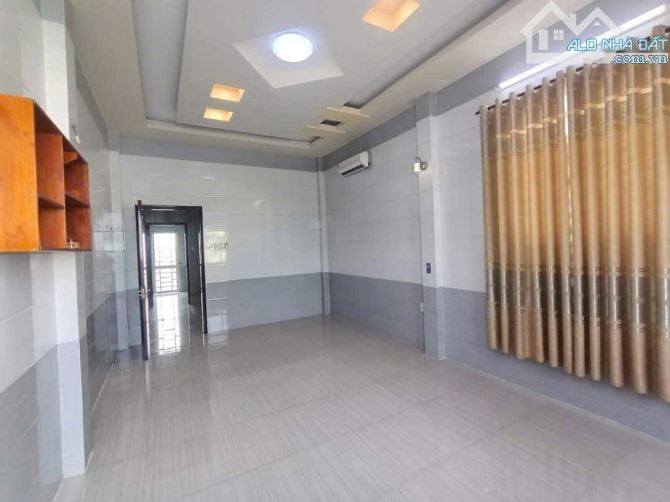 🏡 Cần bán căn nhà 1 trệt 1 lầu mặt tiền nhựa thuộc phường 1, mặt tiền đường Trương Văn Kỉ - 1