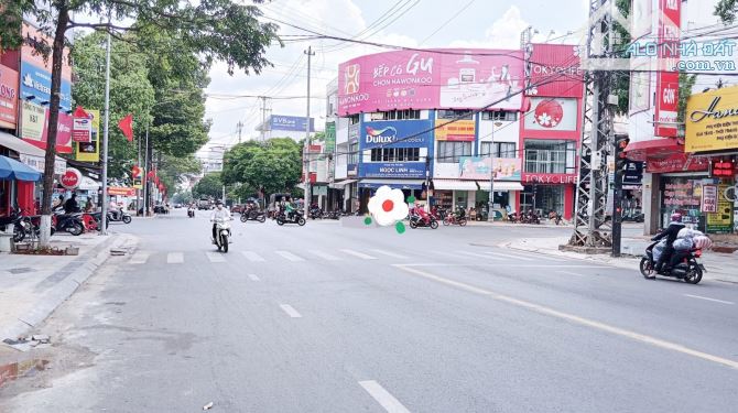 "HÀNG VIP" 🎄NHÀ 3 TẦNG (7.9m x 11m) NGAY NGÃ 4 PHAN BỘI CHÂU VÀ PHAN CHU TRINH - 1