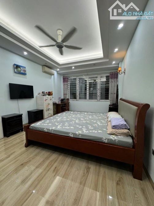 Quá Hiếm! 8 Tỷ Hơn - 48M2 - Phú Thượng, Tây Hồ - Gần Đường 40M - Dân Xây - Ô tô - 1