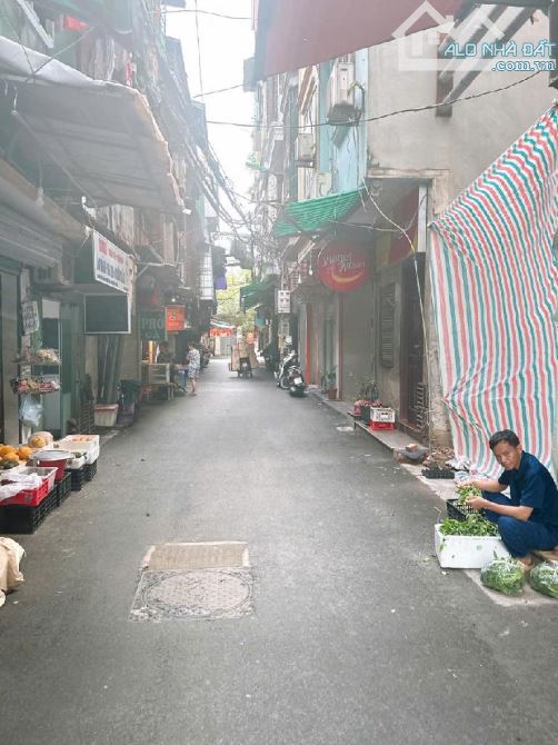 Bán nhà quận Thanh Xuân - Gần các trường đại học - Tiện ích đầy đủ - 62m2 - 5 tỷ 3 - 1