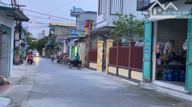 Bán đất Nguyễn Trãi 77m2 phân lô oto tránh vào nhà thông số đẹp 35 tỷ - 1