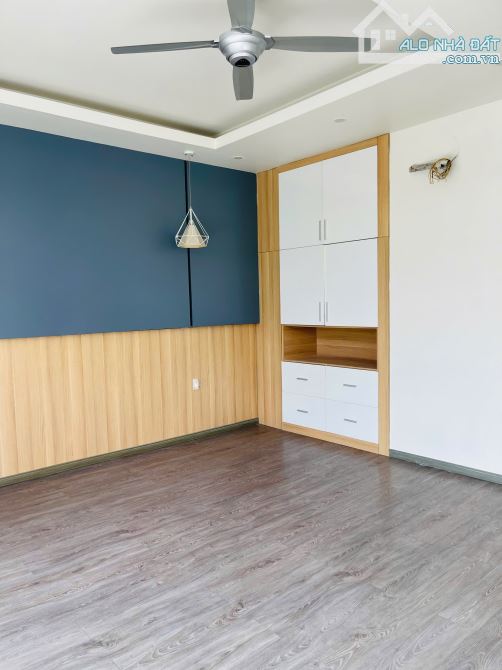 BIỆT THỰ KHU HỒNG PHÁT 9x20 - KẾ CÔNG VIÊN CÁCH TRẦN HOÀNG NA 100m GIÁ 11,2 TỶ - 2