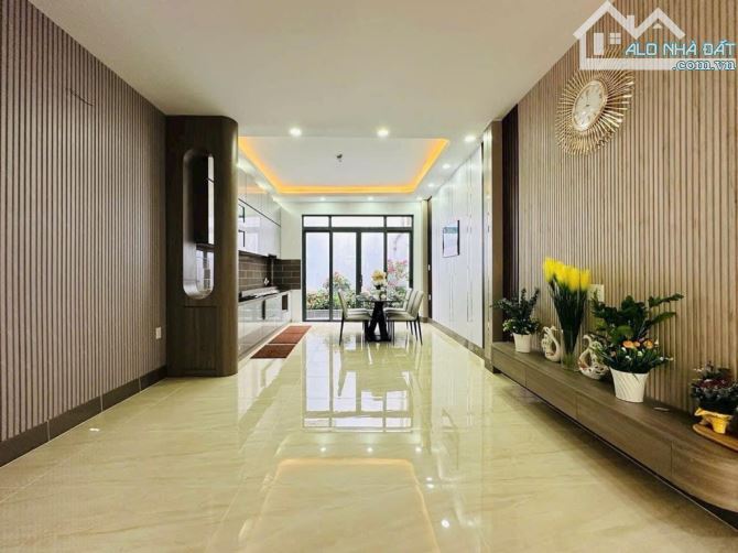 3 TẦNG MT KHU TÊN LỬA VIP - 100m2 - ĐƯỜNG 10M CÓ LỀ - TẶNG FULL NỘI THÂT 👉9,x tỷ - 2