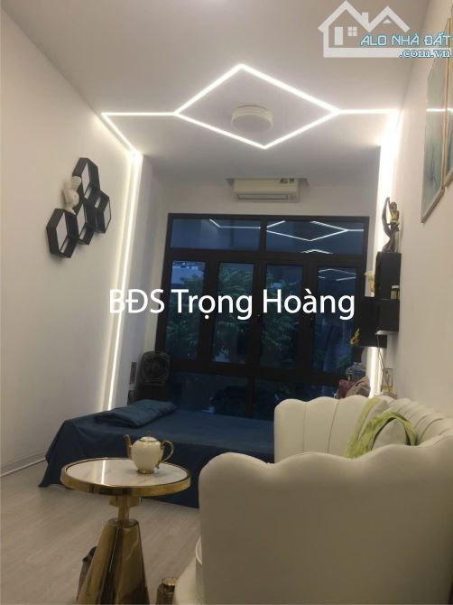 Cực hiếm. bán nhà mặt phố trường chinh, 5 tầng thang máy, 35m2, mt 3.3m, quận thanh xuân - 2