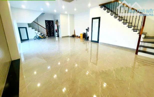 Cho thuê tầng 1+ 2 thông sàn nhà mặt phố khu TĐC Ngọc Thuỵ 150m2-15tr 🎊🎊🎊  l - 2