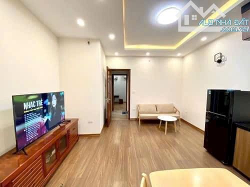 Hoàng Hoa Thám , Thang Máy- 25m Oto- 60m²x5T, Mt 4,5m . Giá 11.8 Tỷ - 2