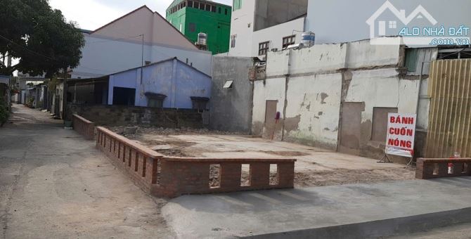 BÁN lô góc mặt tiền Võ Văn Dũng,  Phan Thiết. 130m2 fill TC giá 4 tỷ, - 2