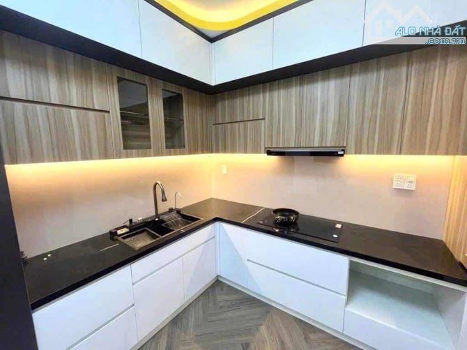 BÁN NHÀ NGUYỄN THỊ TẦN QUẬN 8 -  48M2 - 2 TẦNG - NỞ HẬU - 3PN - HOÀN CÔNG ĐỦ - 2