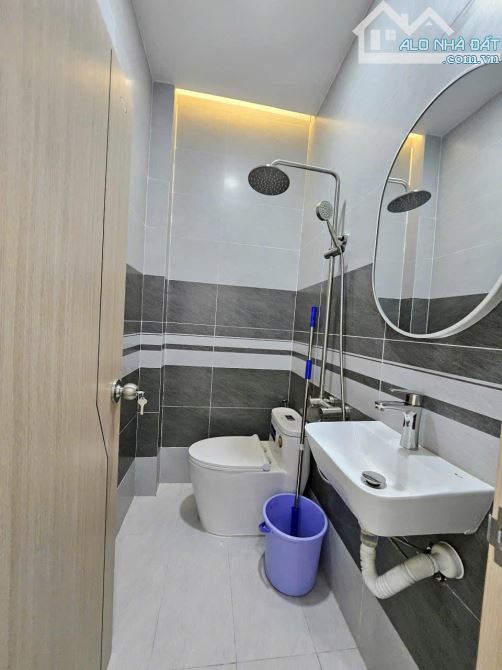 Tài chính vừa phải, tham khảo ngay căn nhà Đ. Vạn Kiếp, Bình Thạnh, 48m2, 3.250 tỷ, SHR - 3