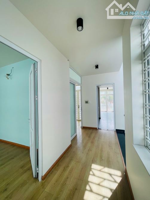 BIỆT THỰ KHU HỒNG PHÁT 9x20 - KẾ CÔNG VIÊN CÁCH TRẦN HOÀNG NA 100m GIÁ 11,2 TỶ - 3