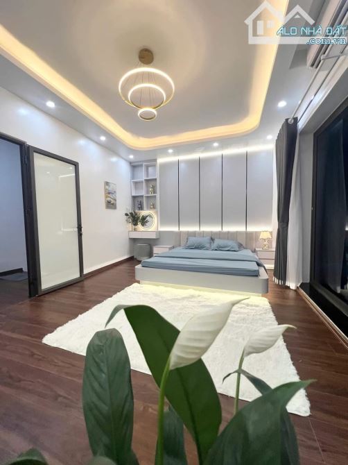 Khâm Thiên tặng full nội thất gần phố nhỉnh 6 tỷ. Nhanh tay - 3