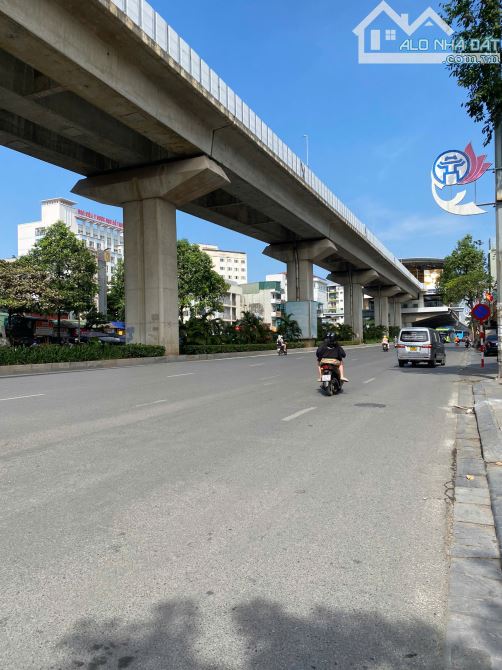 Giảm 3 tỷ bán nhà mặt phố Quang Trung, Hà Đông 200m2 Mặt tiền 8m 45 tỷ - 3