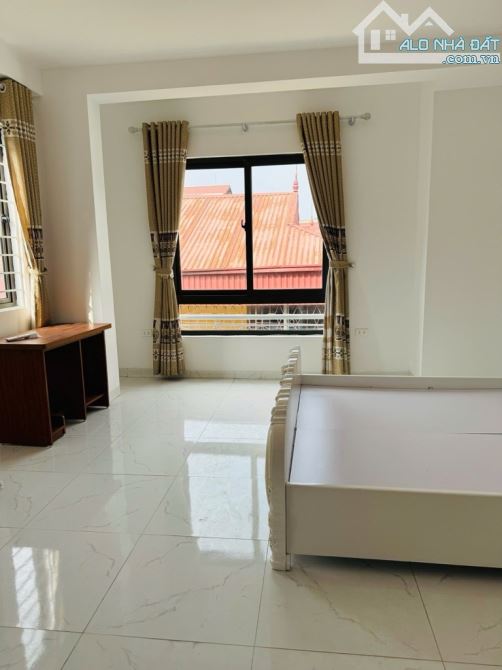NHÀ ĐẸP NGÔ ĐÌNH MẪN, LA KHÊ, 2 MẶT THOÁNG, Ô TÔ DỪNG ĐỖ NGÀY ĐÊM, AN NINH TỐT, YÊN TĨNH - 4