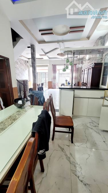 Nhà 7x15m Đúc 2 Lầu Gốc 2 Mặt Tiền Hẻm Đường Nguyễn Thị Sáu Hóc Môn Giá 6.9 Tỷ, SHR - 4