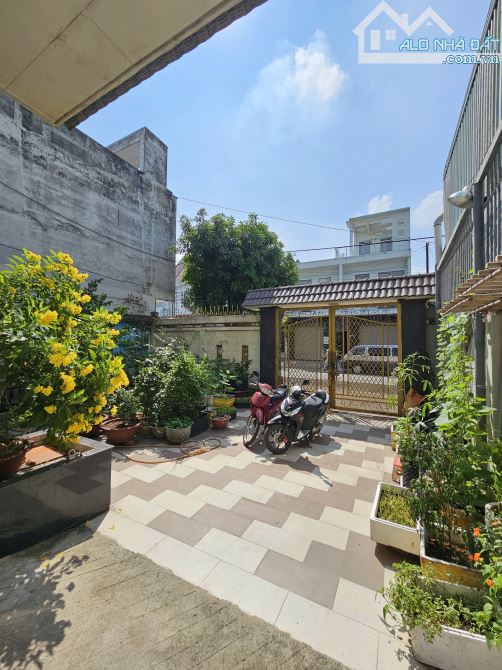 Bán biệt thự 1T2L 10x30m hoàn công, đường D18 KDC Việt Sing p. An Phú, tặng nội thất - 5