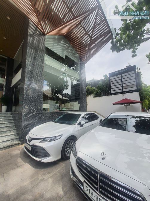 Tòa nhà trung tâm Quận 1. Nguyễn Đình Chiểu 5000m2 sàn. Dòng tiền cao - 6