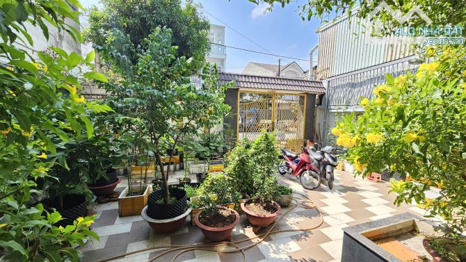 Bán biệt thự 1T2L 10x30m hoàn công, đường D18 KDC Việt Sing p. An Phú, tặng nội thất - 6