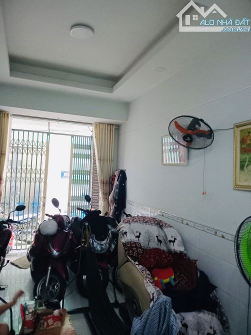 🍀TRUNG TÂM TÂN PHÚ GIÁP TÂN BÌNH - GẦN AEON TÂN PHÚ- Hẻm ba gác - 3 tầng 31m2 - 4 tỷ - 7