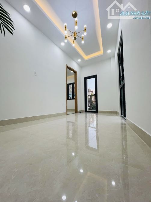 Siêu phẩm Tân Phú - Tô Hiệu - 50m2 - Hẻm xe hơi 8m thông - ngay Đầm Sen - 7