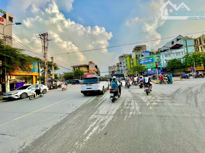 Siêu phẩm mặt phố Trạm Trôi phân lô ô tô tránh vỉa hè đường đôi kinh doanh đỉnh chỉ 9 tỷ 1