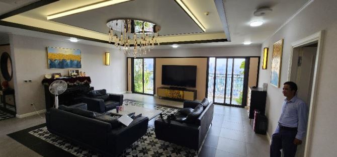 CẦN BÁN CĂN PENTHOUSES ĐẲNG CẤP TÒA SUN SQUARE, số 21 Lê Đức Thọ, S440m2, Giá 28.5 tỷ.