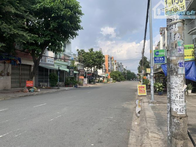 Chủ nhà giảm giá còn 12 tỷ thương lượng đất đường 32 khu Ao sen 5x20m cách AEON 50m.