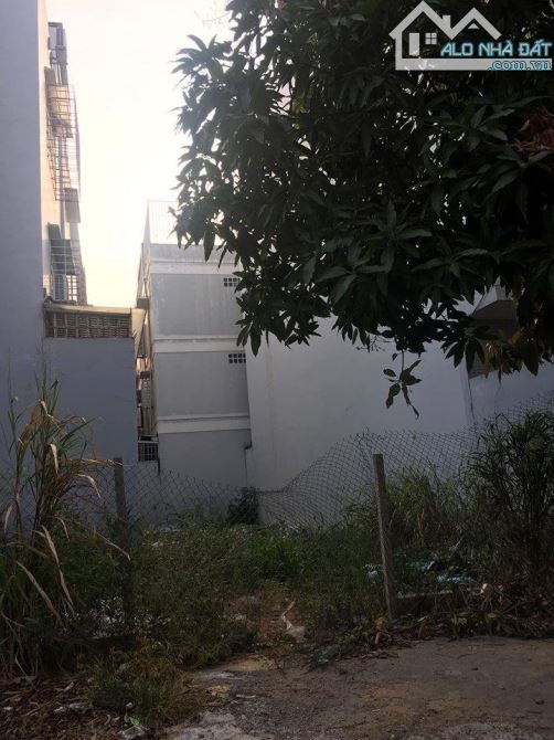 Chủ nhà giảm giá còn 12 tỷ thương lượng đất đường 32 khu Ao sen 5x20m cách AEON 50m. - 2