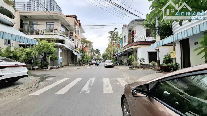 Chính chủ bán nhà 2 tầng lô góc. Đường Nguyễn thiếp.sát trần hưng đạo.kinh Doanh. Sơn Trà