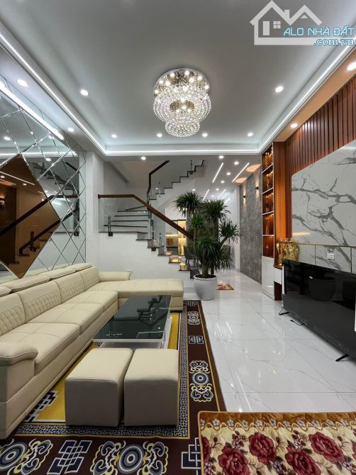 NHÀ ĐẸP QUỂN LỐI VỀ CĂN NHÀ NGÕ HỒ TRUYỀN THỐNG - PHƯỜNG LỘC VƯỢNG - TP NAM ĐỊNH